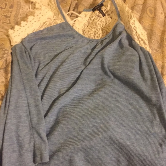 Sleeveless shirt - Picture 1 of 2